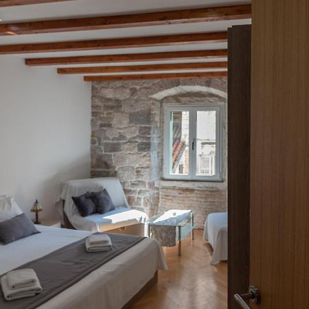Camenno Apartments-The Heart Of Diocletian'S Palace-Open All Winter! Split Exterior photo
