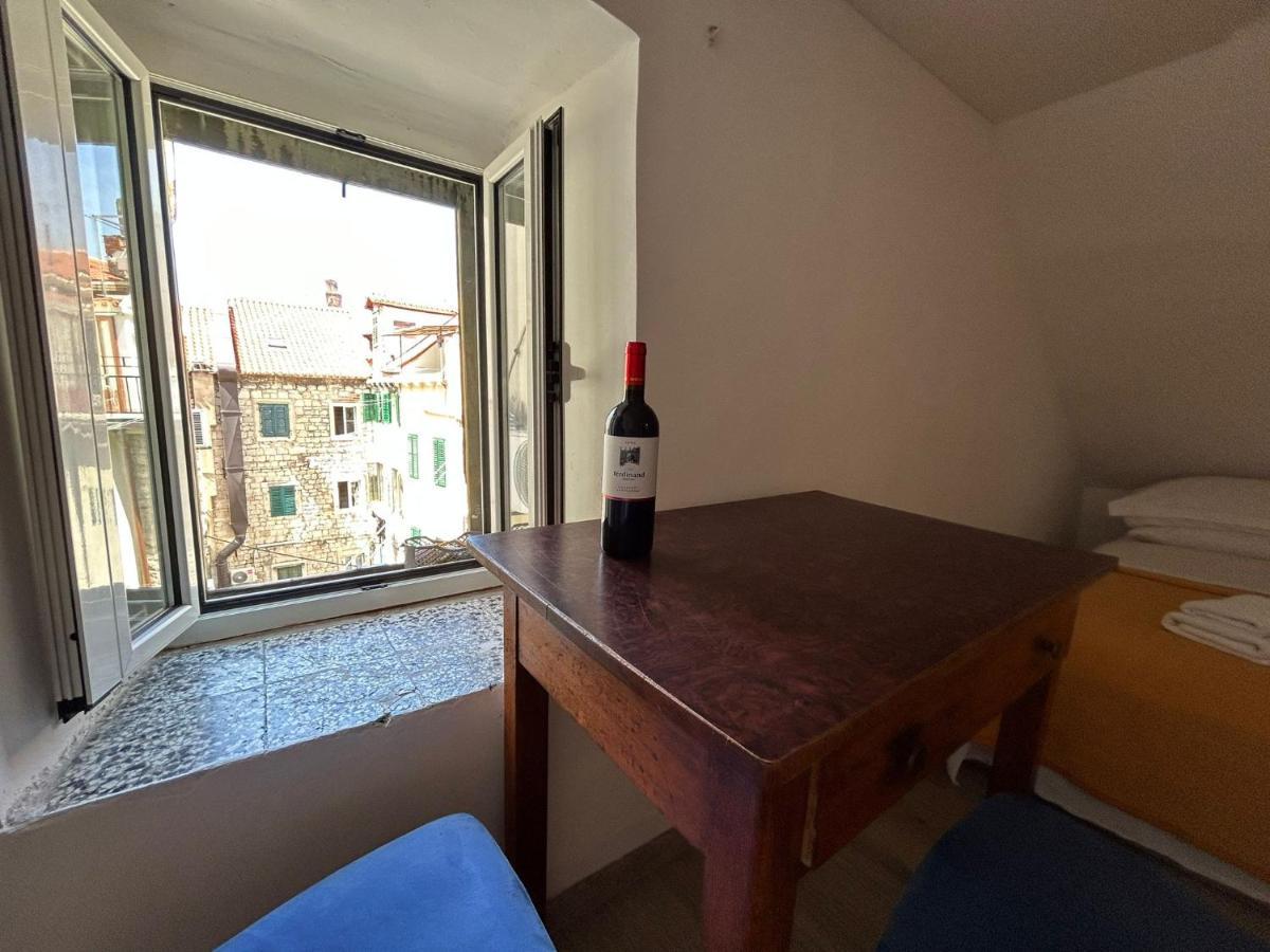 Camenno Apartments-The Heart Of Diocletian'S Palace-Open All Winter! Split Exterior photo